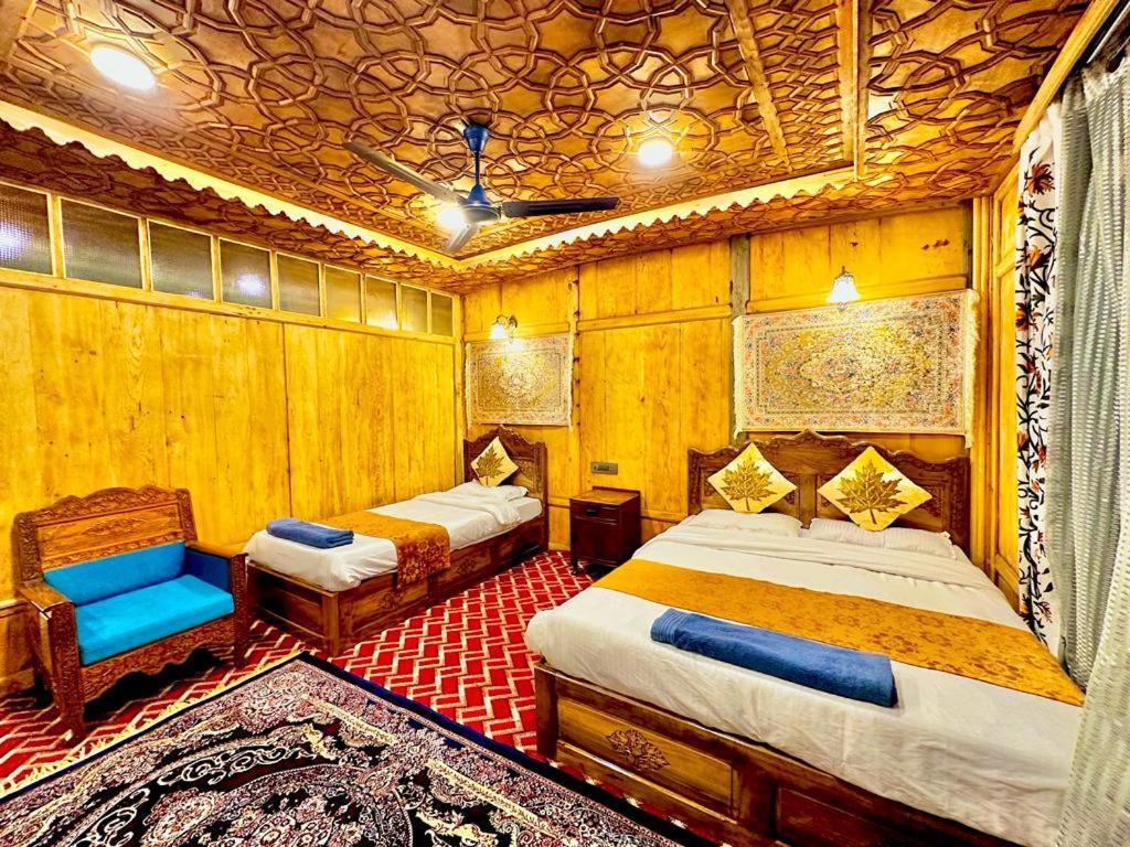 فندق New Zealand Group Of Houseboats Srīnagar المظهر الخارجي الصورة