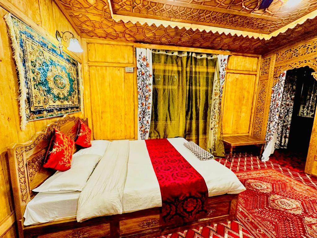 فندق New Zealand Group Of Houseboats Srīnagar المظهر الخارجي الصورة